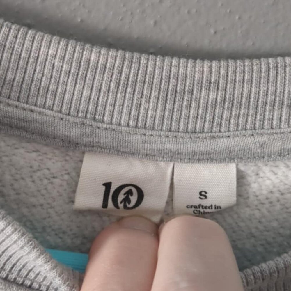 Sweatshirt - Picture 3 of 3